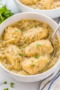 Slow Cooker Chicken and Dumplings