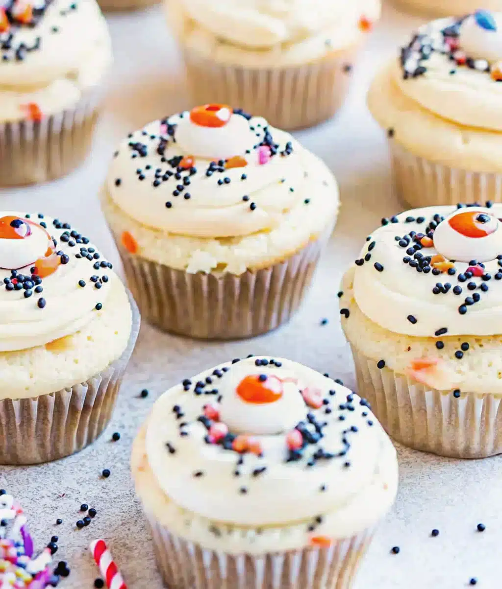 Eyeball Halloween Cupcakes